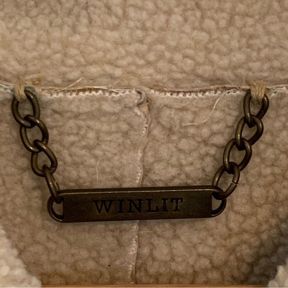 Winlet Leather Coat - Picture 9 of 10